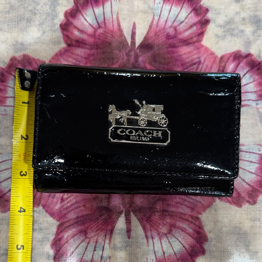 Coach Black Patent Leather Wallet Trifold Compact Snap Logo - Picture 4 of 8